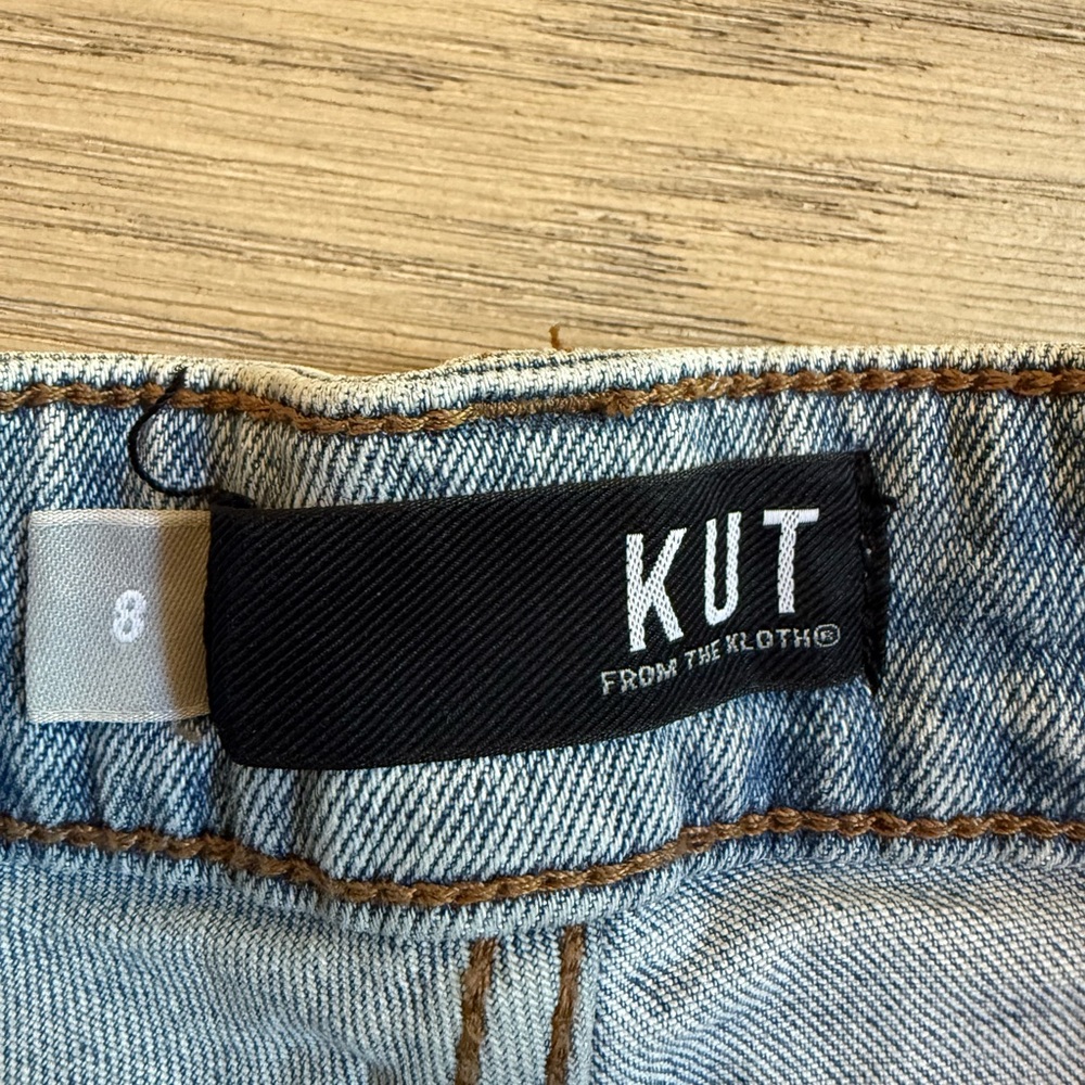 KUT denim Jane high rise distressed button up 3 inch shorts 8 - Picture 5 of 9